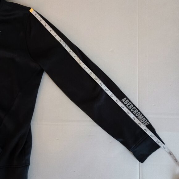 Abercrombie Kids Black Hoodie Sweatshirt Kangaroo Pocket Moose Logo Size 15/16 - Picture 15 of 16